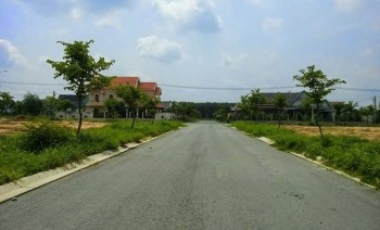 Bán gấp 300m2 đất ở KCN VSIP 2, giá 550 triệu nền 150m2