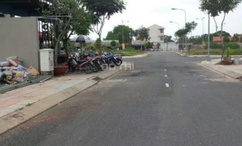 Đất Bình Chánh giá rẻ MT Đoàn Nguyễn Tuấn sổ hồng riêng chỉ 390tr/nền