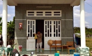 Bán nhà cấp 4 dt 120m2 bình chánh giá 600tr