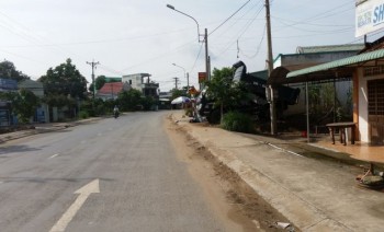 Bán 1700 m2 Đất thổ MT đường container giá chỉ 3.8tr/m2