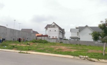 Đất thổ cư sổ riêng từ nền, gần Đinh Đức Thiện cách chợ Bình Cánh 3km, vị trí đẹp, giá 200tr/lô