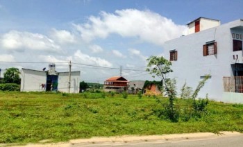 Đất KDC chính chủ gần chợ Bình Chánh 100m2 SHR chỉ 200tr nhận đất xây dựng