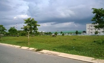 Đất gần trung tâm chợ Bình Chánh, chỉ 250tr/nền/120m2