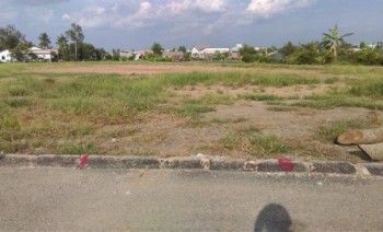 Đất đường Phan Văn Mảng - Bến Lức, ngay gần công viên, chính chủ cần bán gấp 239tr