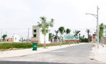 Cần bán 2 lô đất nền Bình Chánh liền kề khu công nghiệp kinh doanh sầm uất, gần bệnh viện chợ rẫy 2,đường lớn 40m,giá bán 172tr