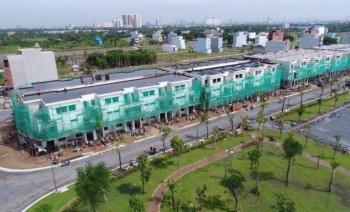 KẸT TIỀN BÁN GẤP ĐẤT MẶT TIỀN QUỐC LỘ 50, QUY ĐỨC, GIÁ CHỈ 350 TRIỆU_LH: 01234130793