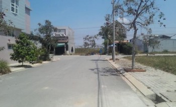 Hot >>> 2017 >> Đất Xây Trọ Bình Chánh , Gần Chợ Bình Chánh , Xây Dựng Ngay, Sổ Hồng Riêng.