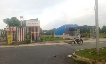 Đất Mặt Tiền Đường Tân Túc Bình Chánh, Sổ Hồng Riêng Mua đi Sang Tên Công Chứng Ngay.